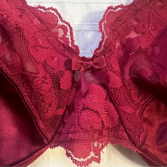 VTG 90s Vassarette Unlined Burgundy Lace Bra, 34C - Picture 4 of 9